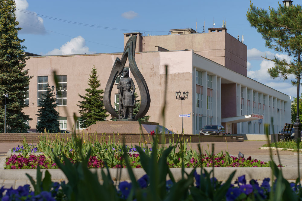 Памятник Труженикам тыла