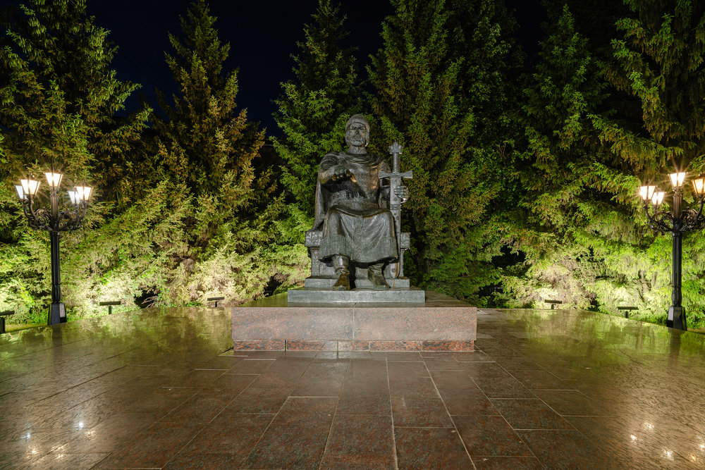 Памятник Юрию Долгорукому