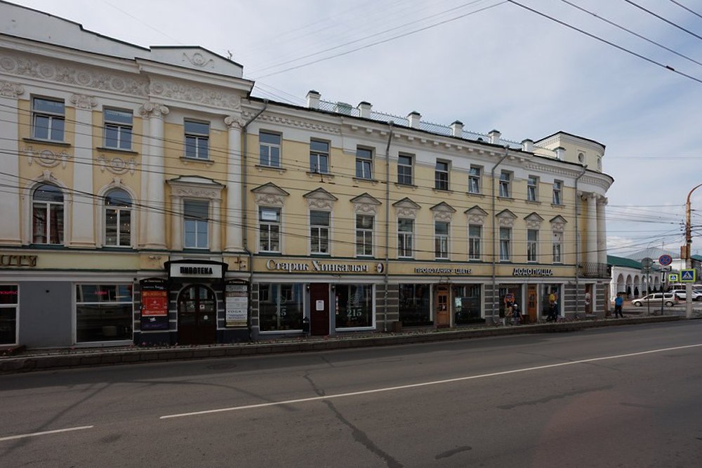 Дом жилой П.Я. Казаринова (Карцевых, гостиница «Старый двор»)