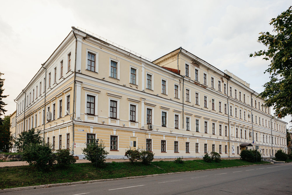 Гимназия мужская
