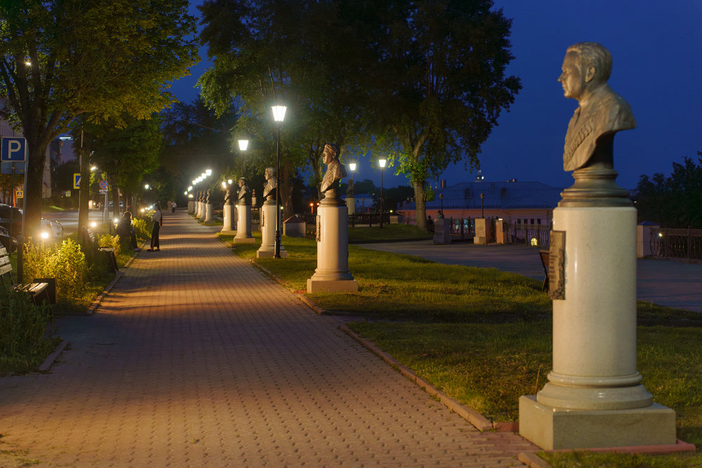 Аллея героев