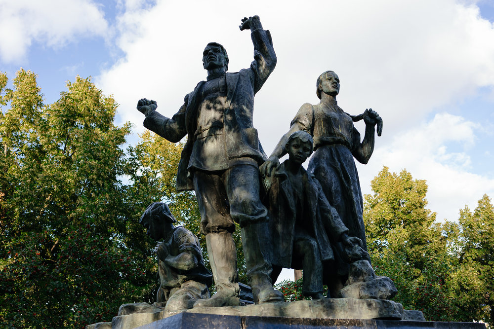 Обелиск-памятник рабочим, расстрелянным царскими жандармами в 1915 году