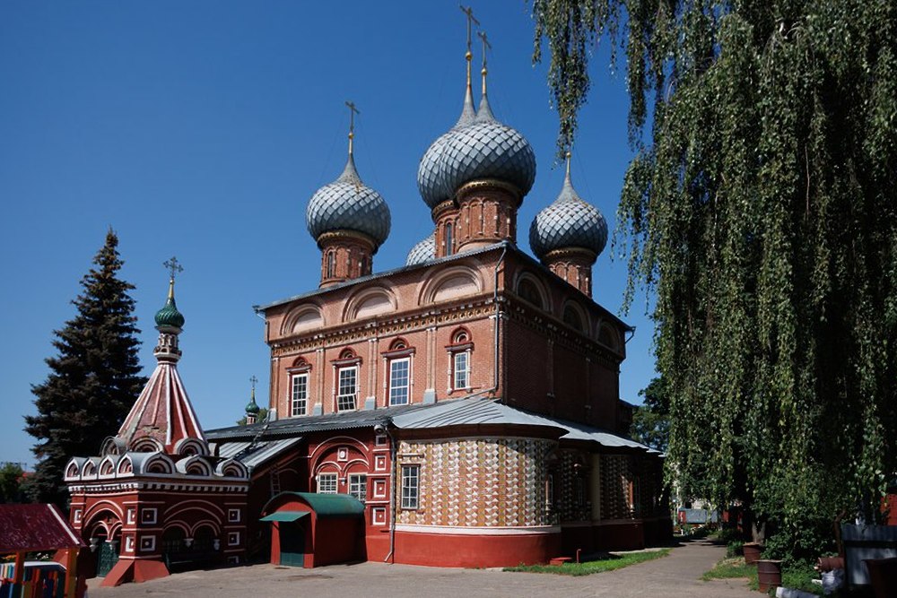 Церковь Воскресения Христова на Дебре