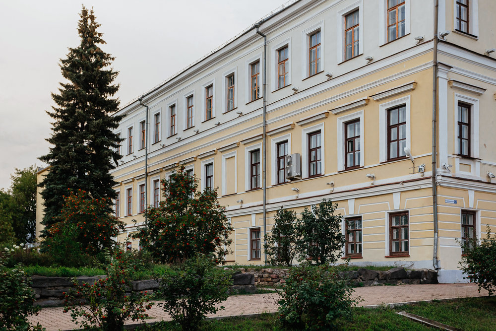 Гимназия мужская